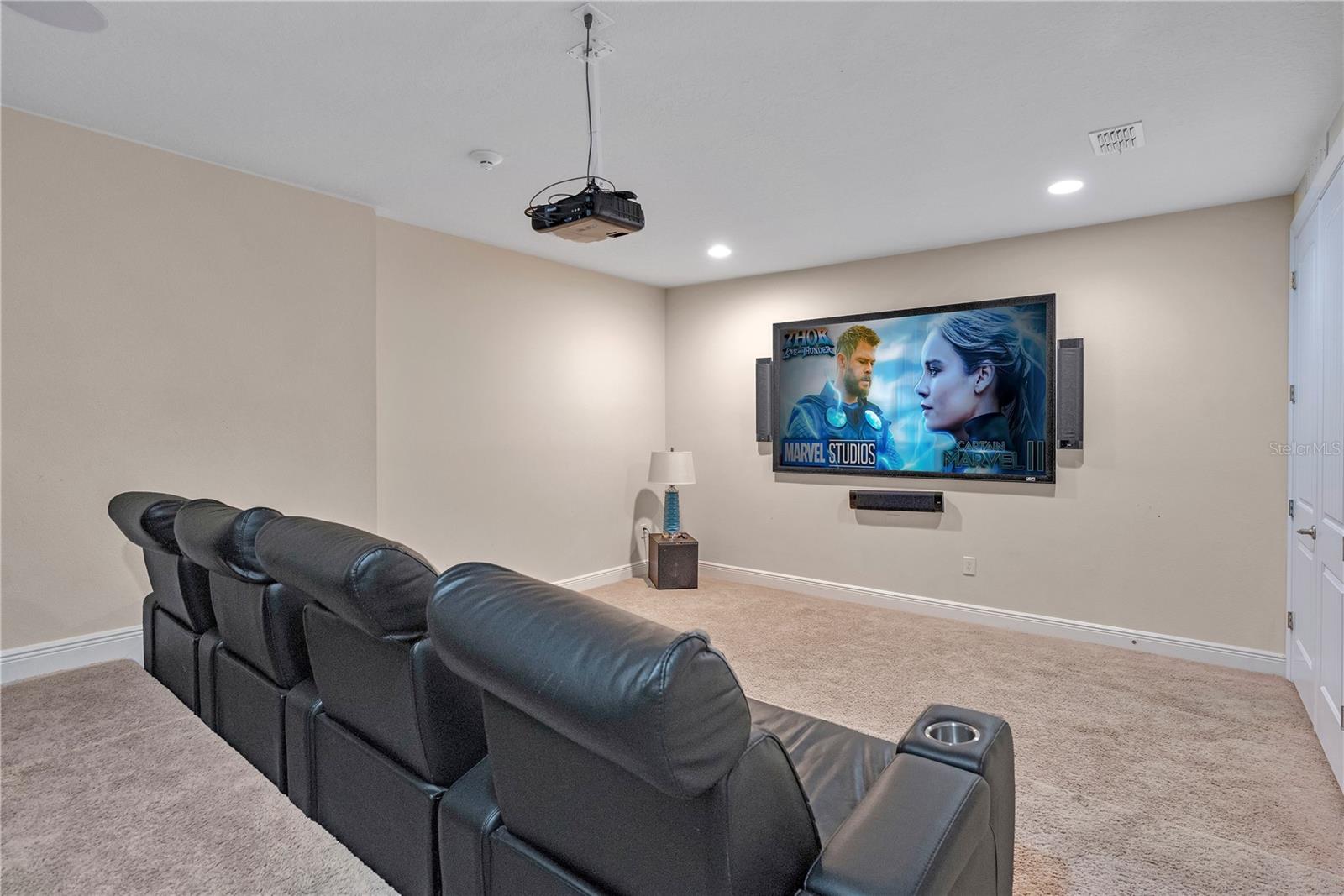 Image 21 of 71 For 7616 Brookhurst Lane