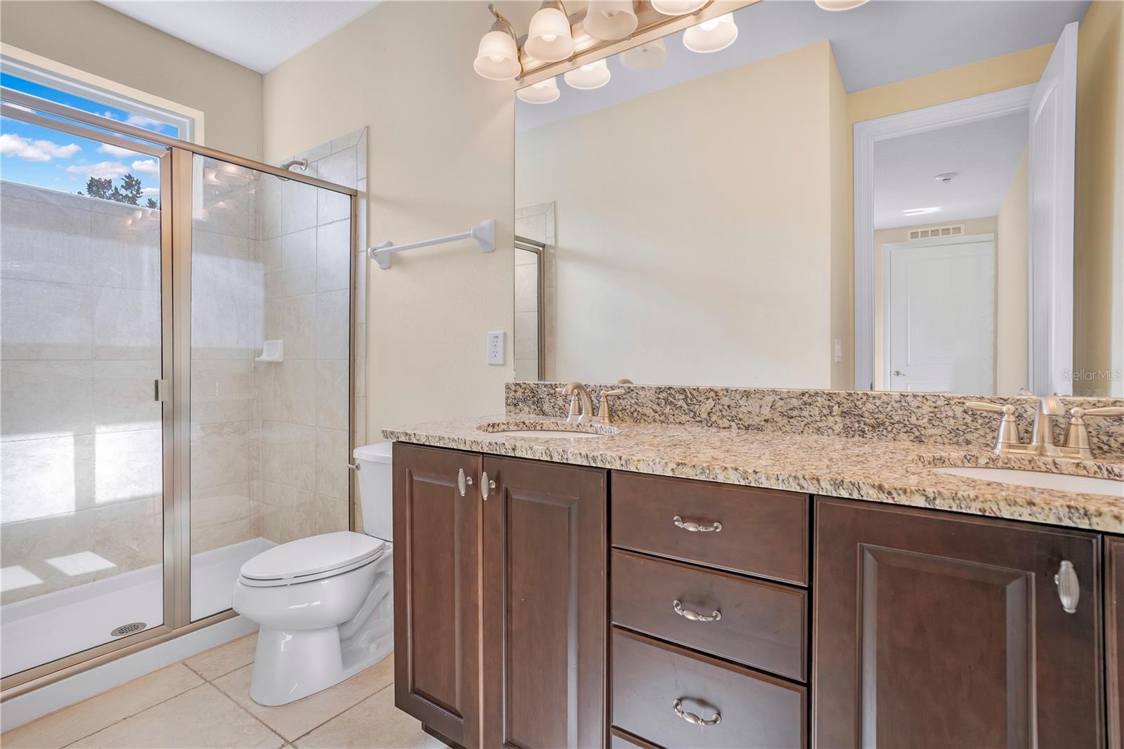 Image 24 of 71 For 7616 Brookhurst Lane