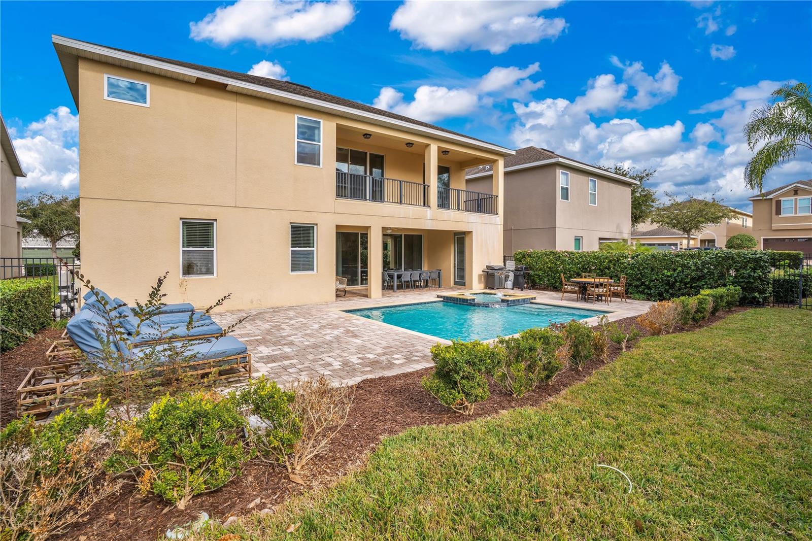 Image 3 of 71 For 7616 Brookhurst Lane