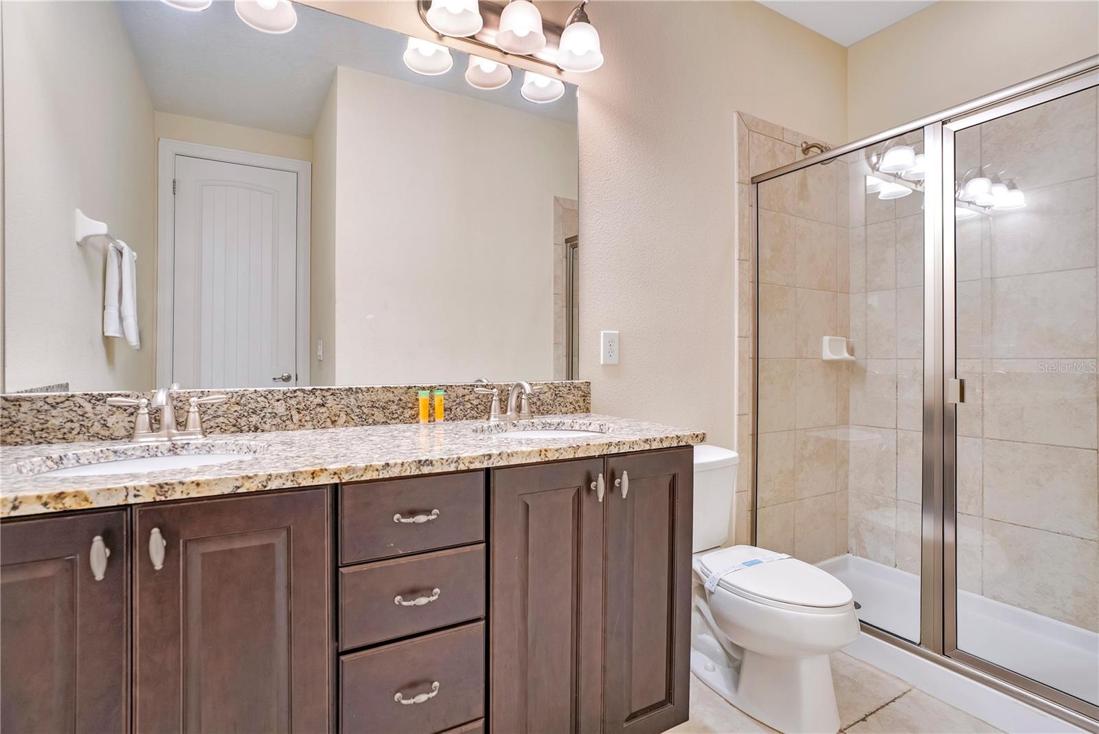 Image 35 of 71 For 7616 Brookhurst Lane