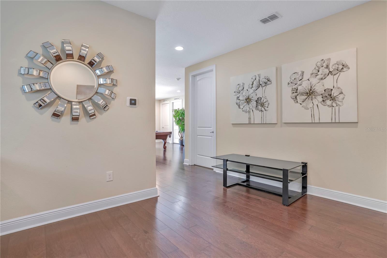 Image 39 of 71 For 7616 Brookhurst Lane