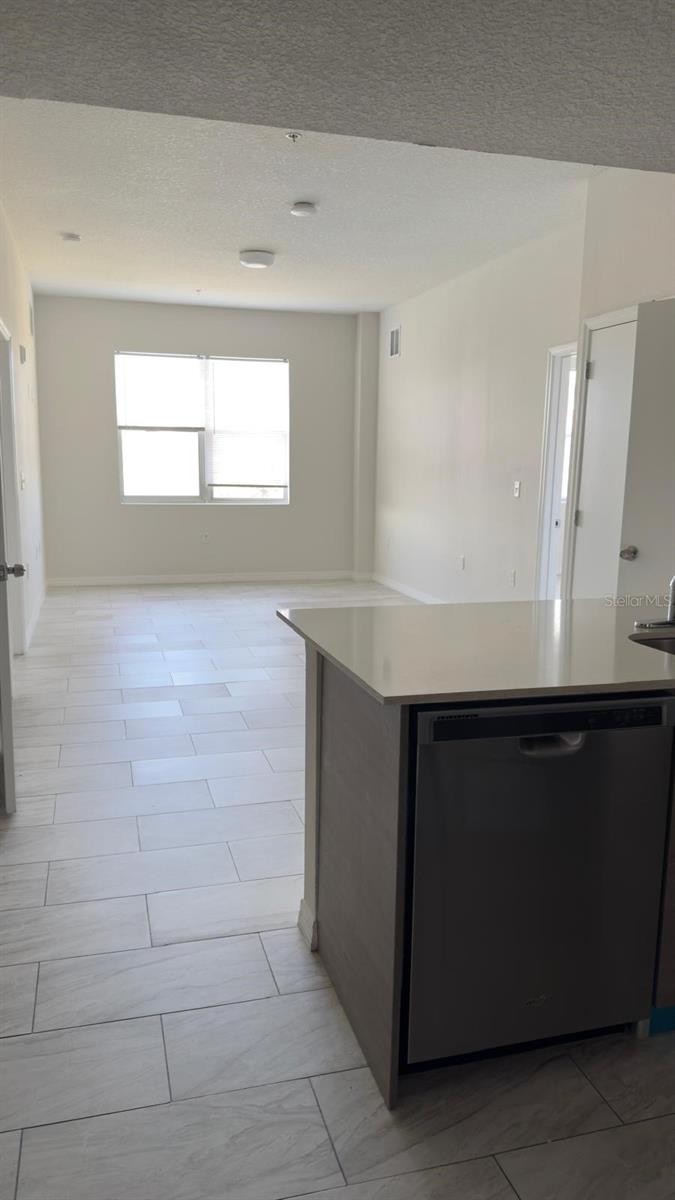 Image 19 of 35 For 751 Isaacville Drive 107