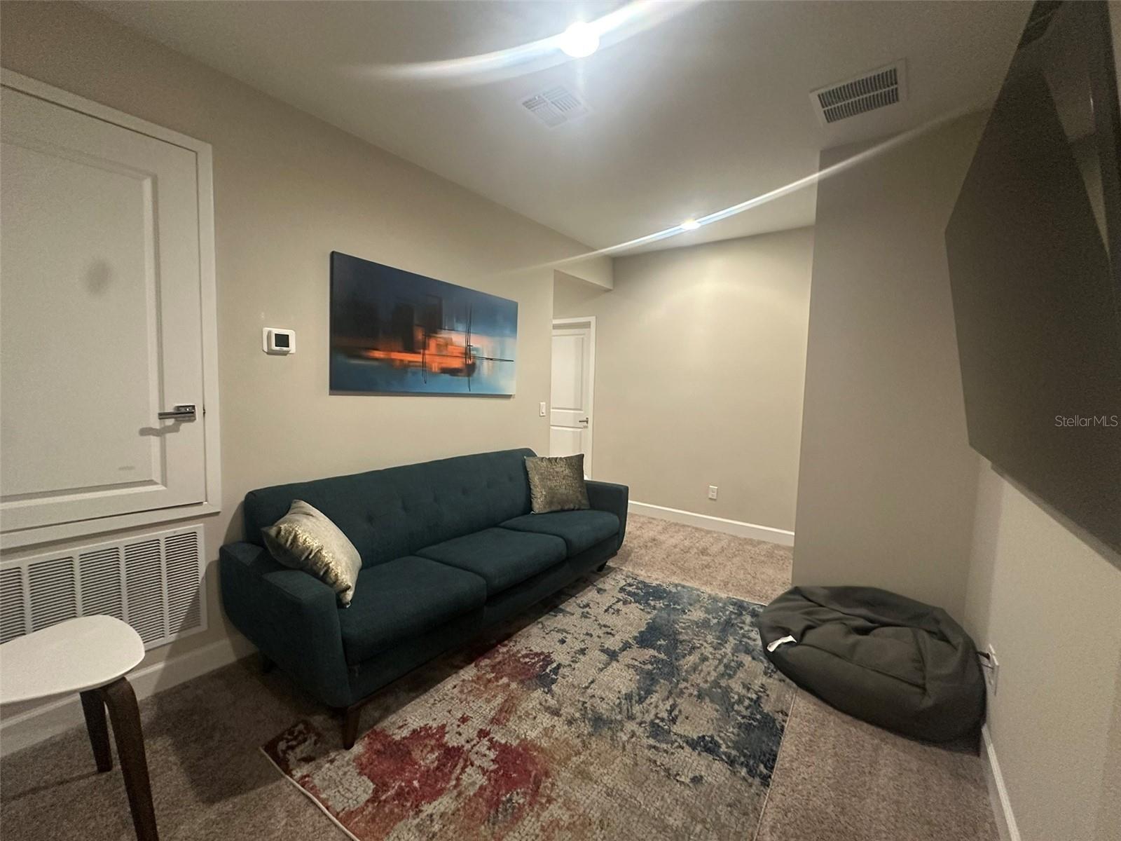 Image 17 of 37 For 240 Villa Domani Circle