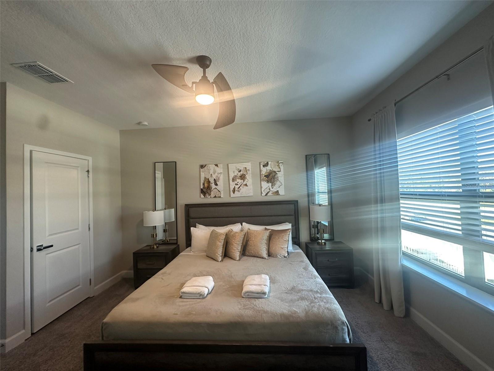 Image 26 of 37 For 240 Villa Domani Circle