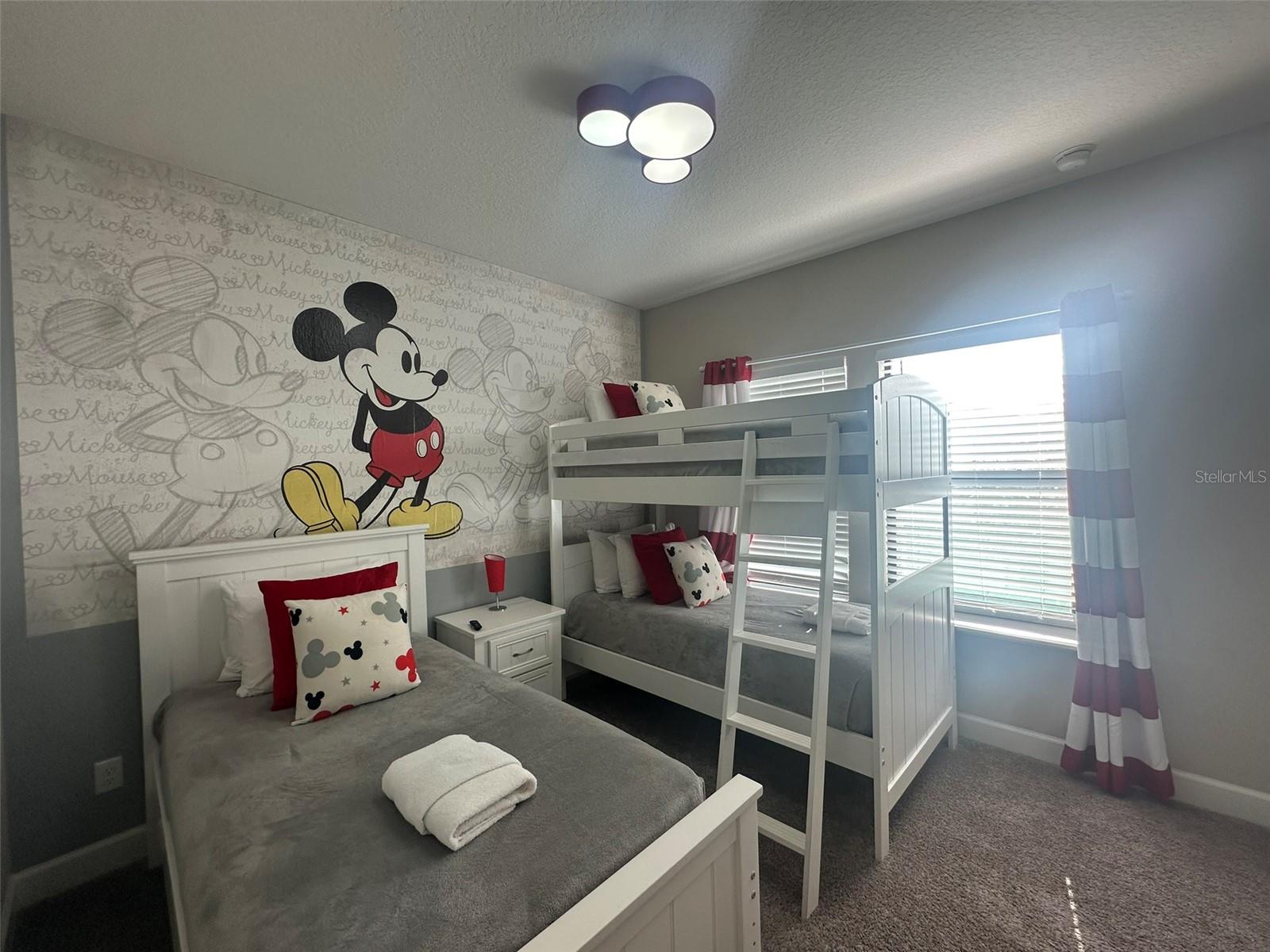 Image 32 of 37 For 240 Villa Domani Circle