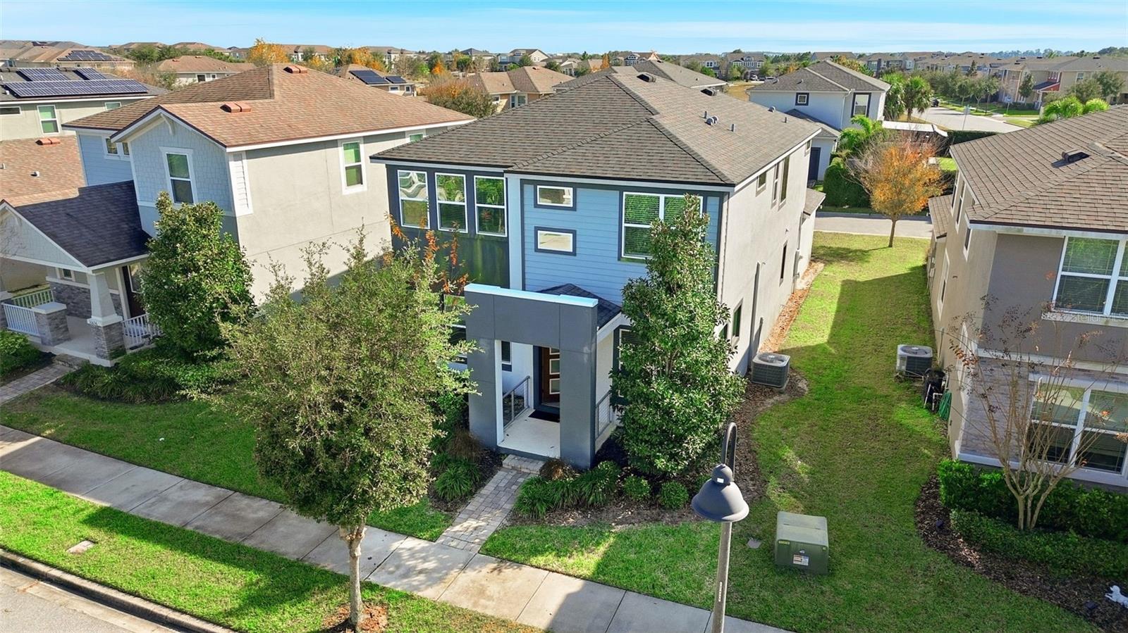 Image 4 of 24 For 16662 Wingspread Loop