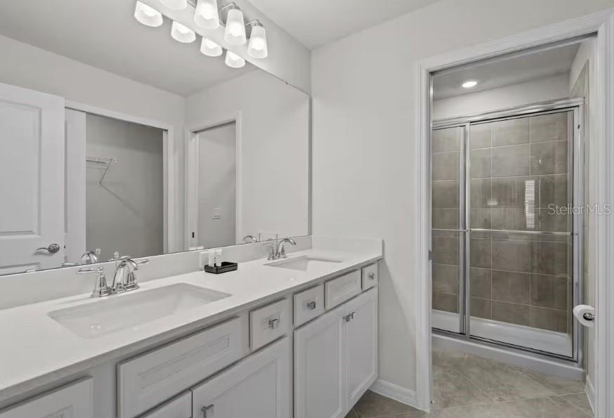 Image 16 of 40 For 1145 Blue Island Drive