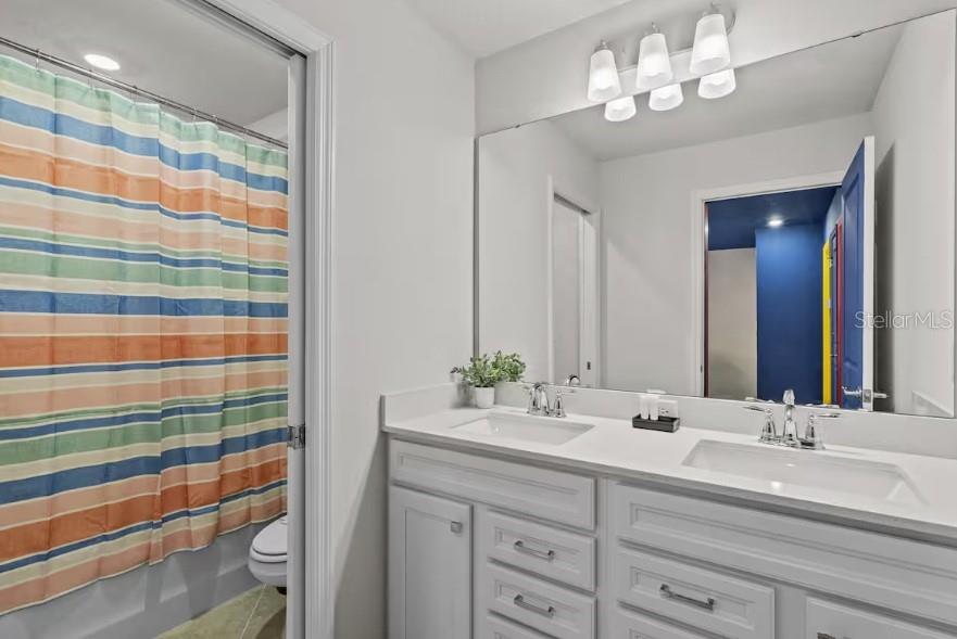 Image 29 of 40 For 1145 Blue Island Drive