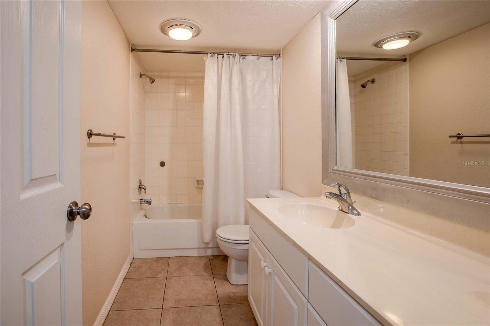 Image 15 of 22 For 3300 Beneva  214