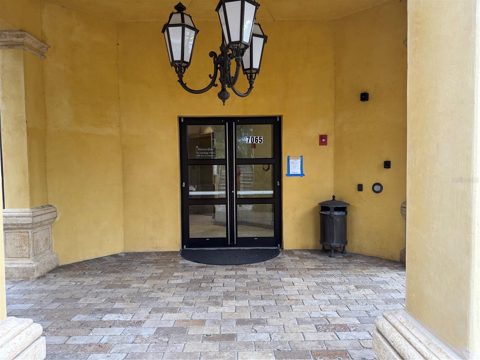 Image 2 of 9 For 7065 Westpointe Boulevard 306