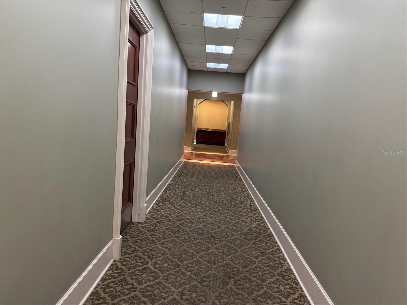 Image 9 of 9 For 7065 Westpointe Boulevard 306