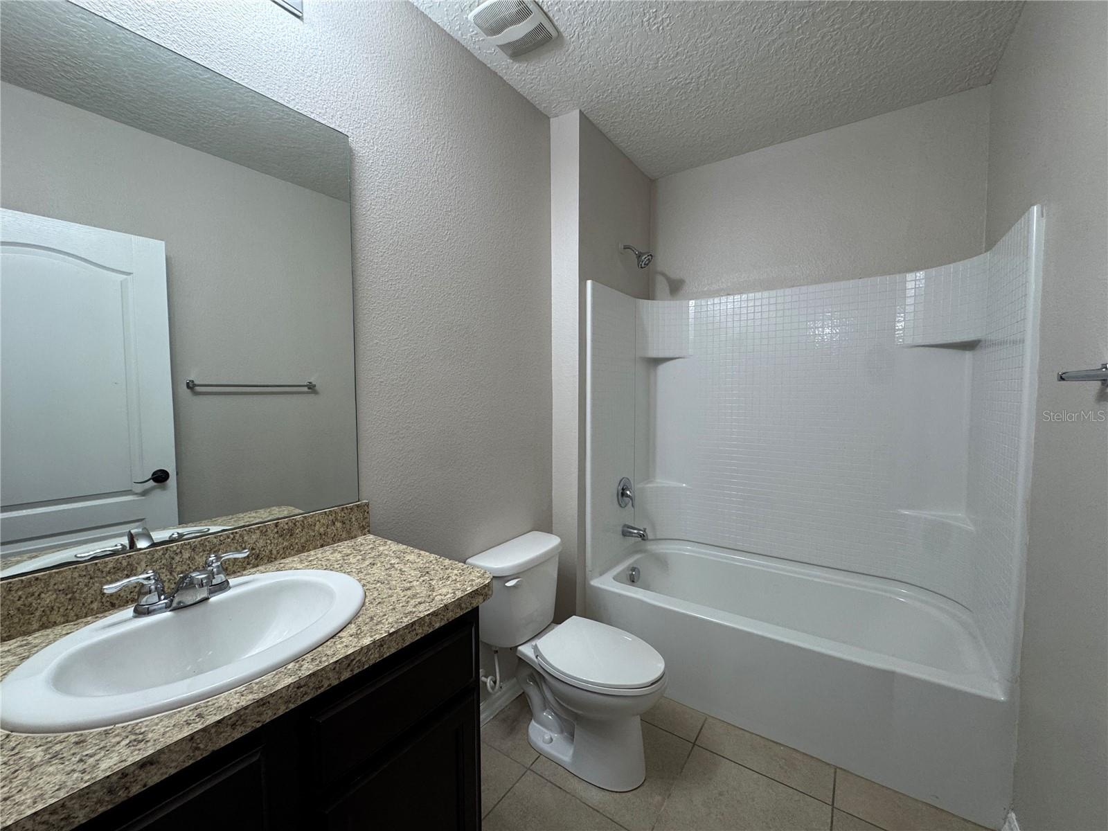 Image 15 of 19 For 560 Lake Cummings Way