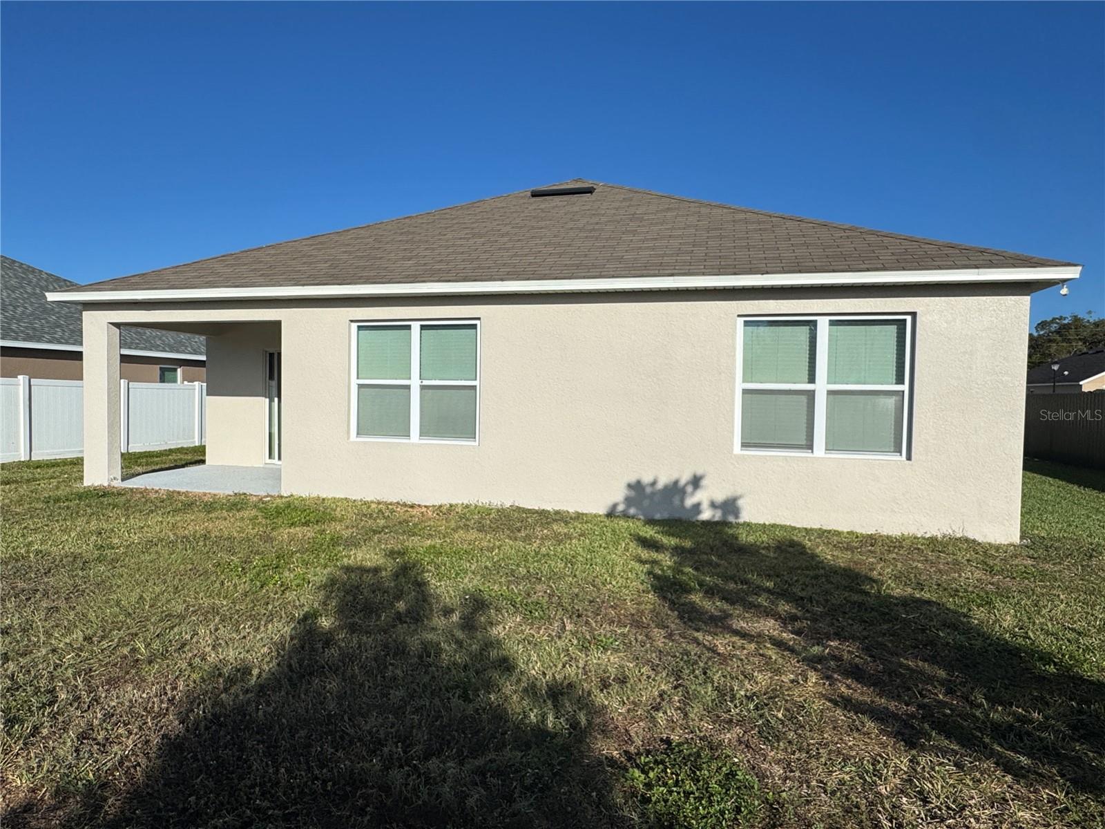 Image 18 of 19 For 560 Lake Cummings Way