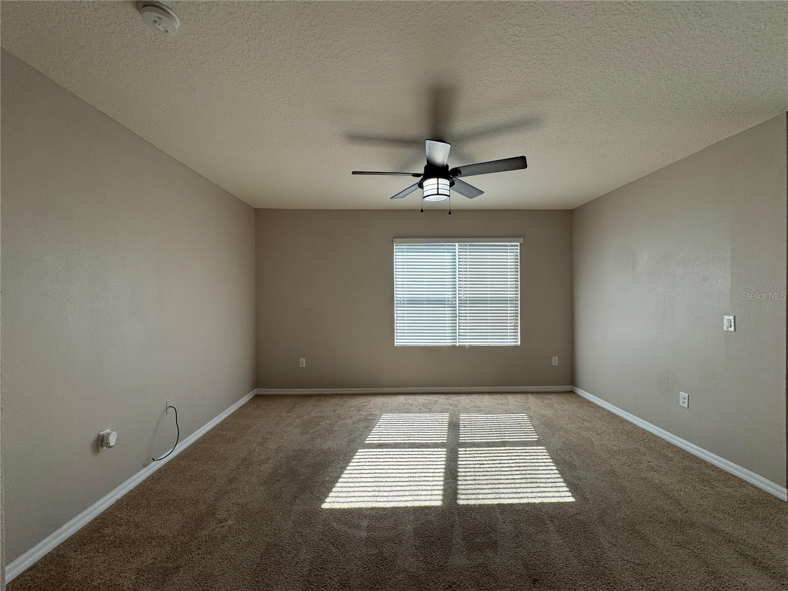 Image 9 of 19 For 560 Lake Cummings Way