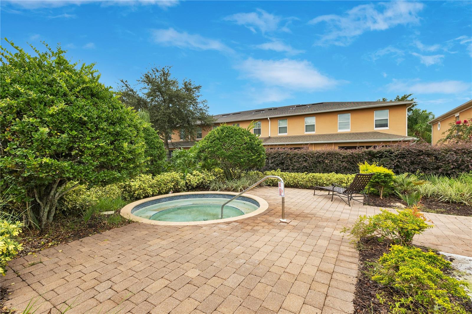 Image 10 of 21 For 1172 Chelsea Drive