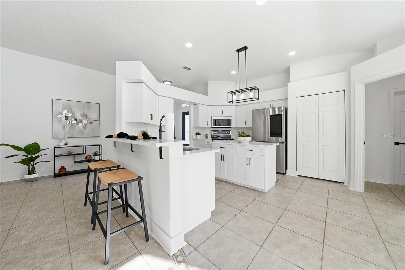 Image 11 of 41 For 1407 Watermill Circle