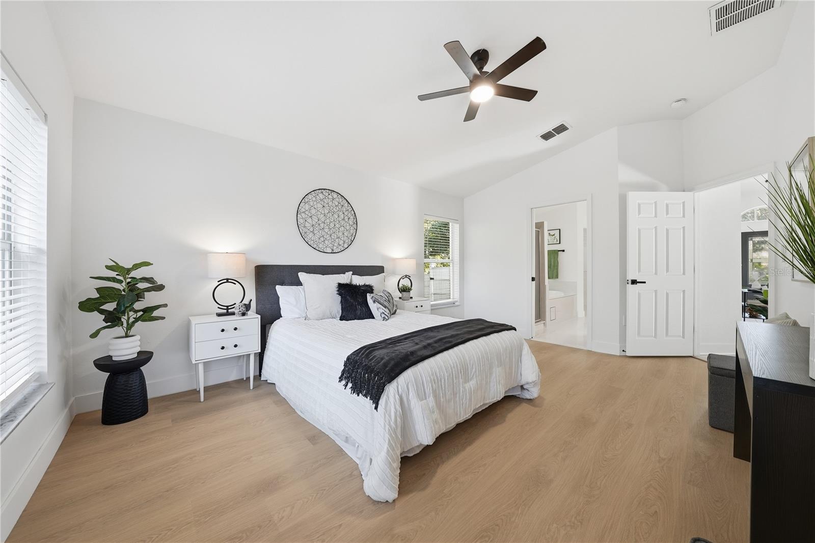 Image 20 of 41 For 1407 Watermill Circle