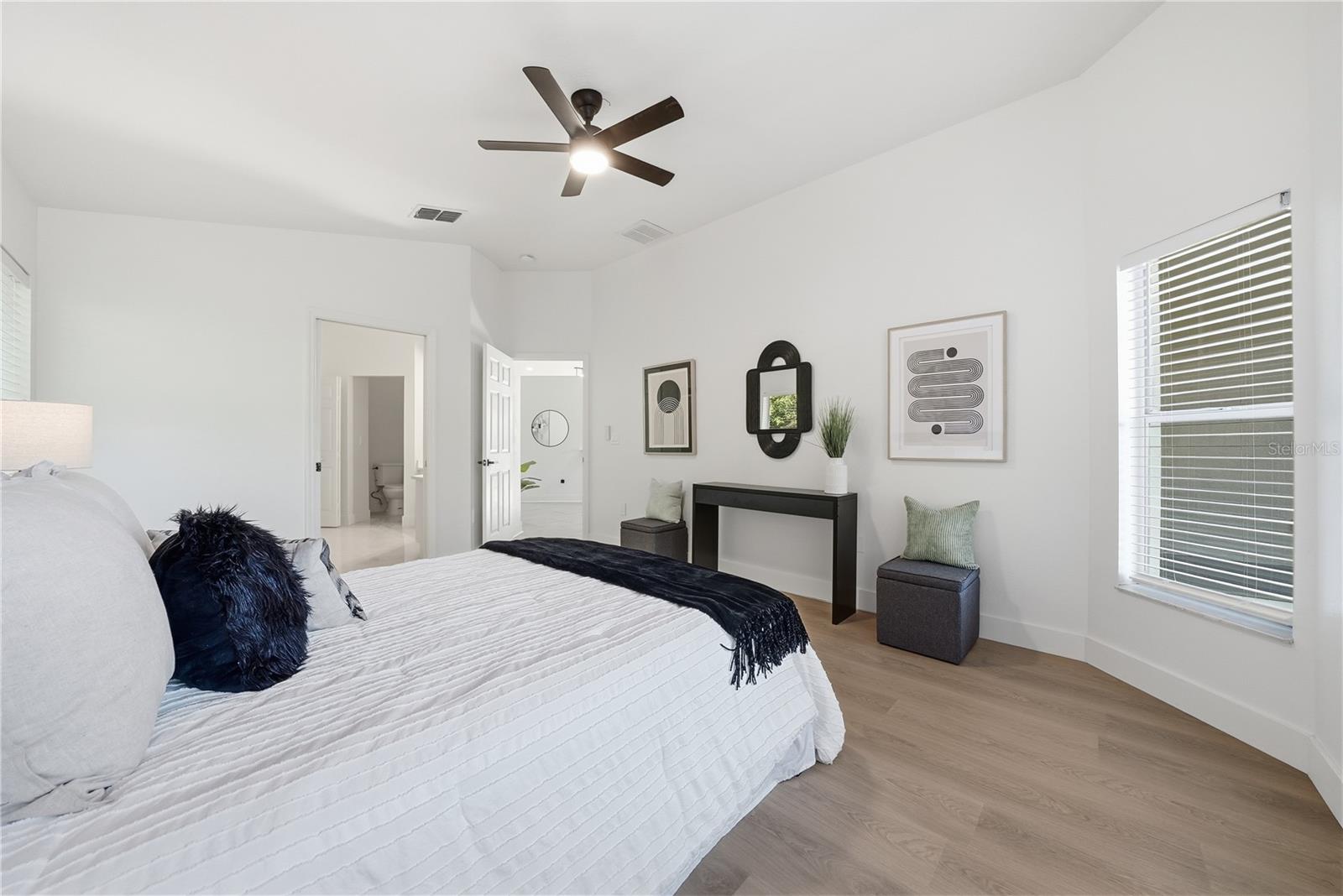 Image 21 of 41 For 1407 Watermill Circle