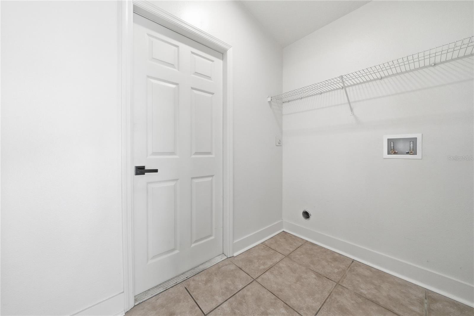 Image 33 of 41 For 1407 Watermill Circle