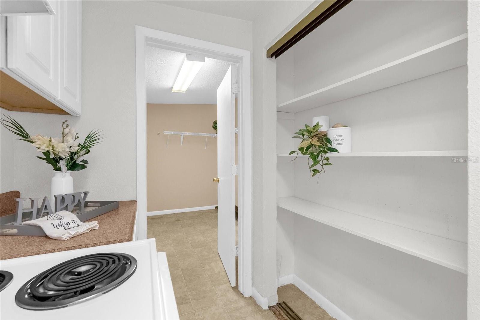 Image 10 of 27 For 115 Mercury Street