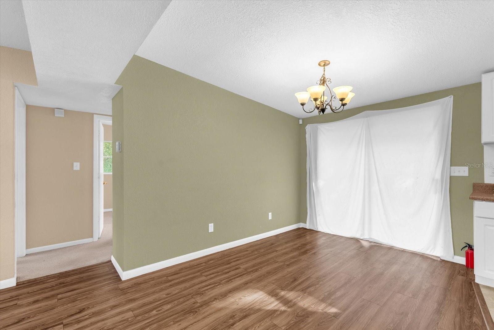 Image 11 of 27 For 115 Mercury Street