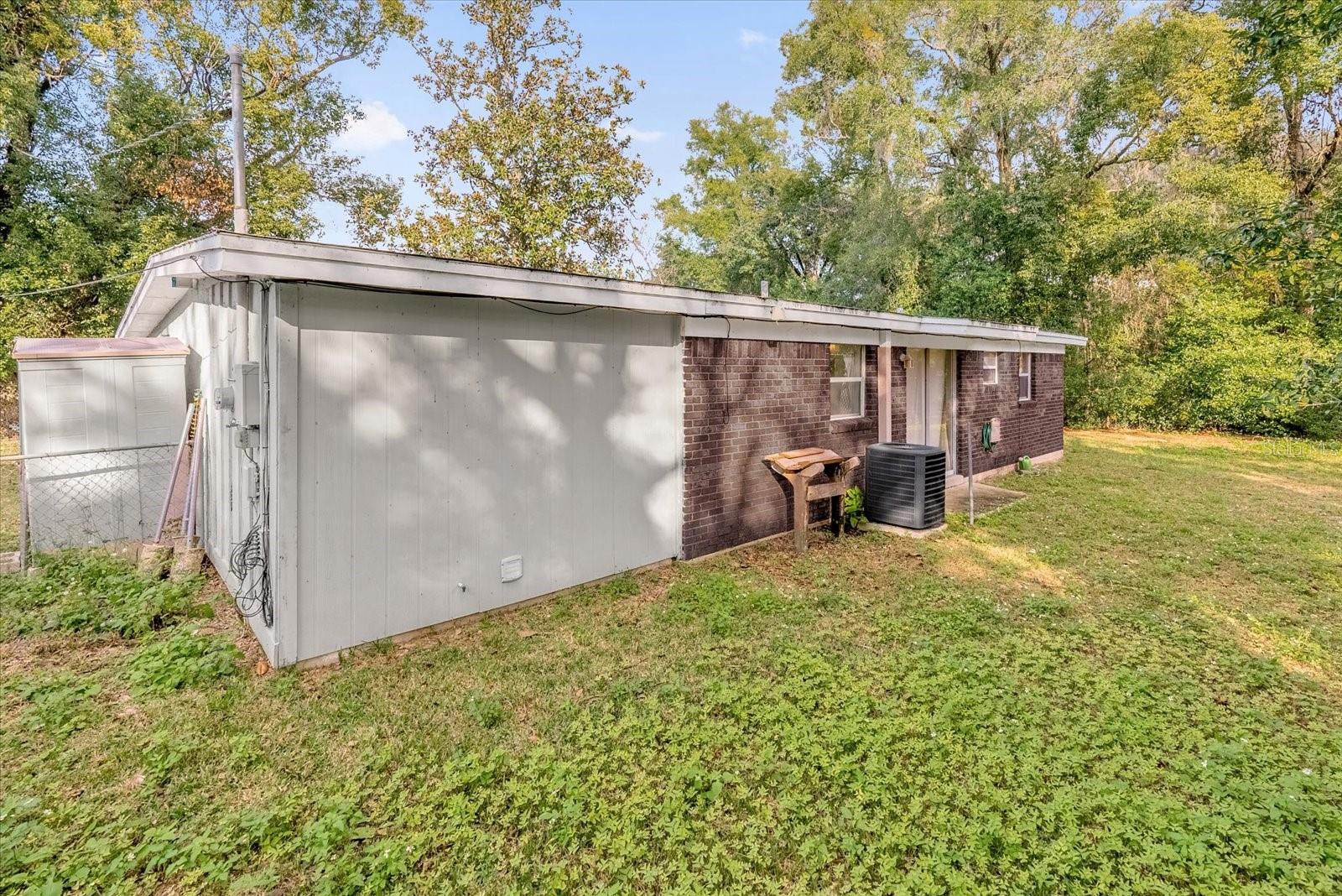 Image 24 of 27 For 115 Mercury Street