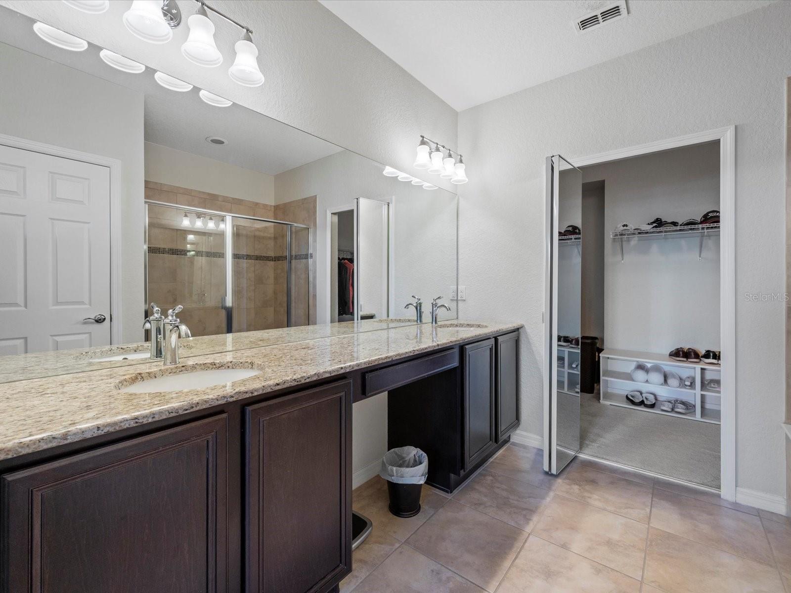 Image 14 of 44 For 8341 Bella Tierra Court