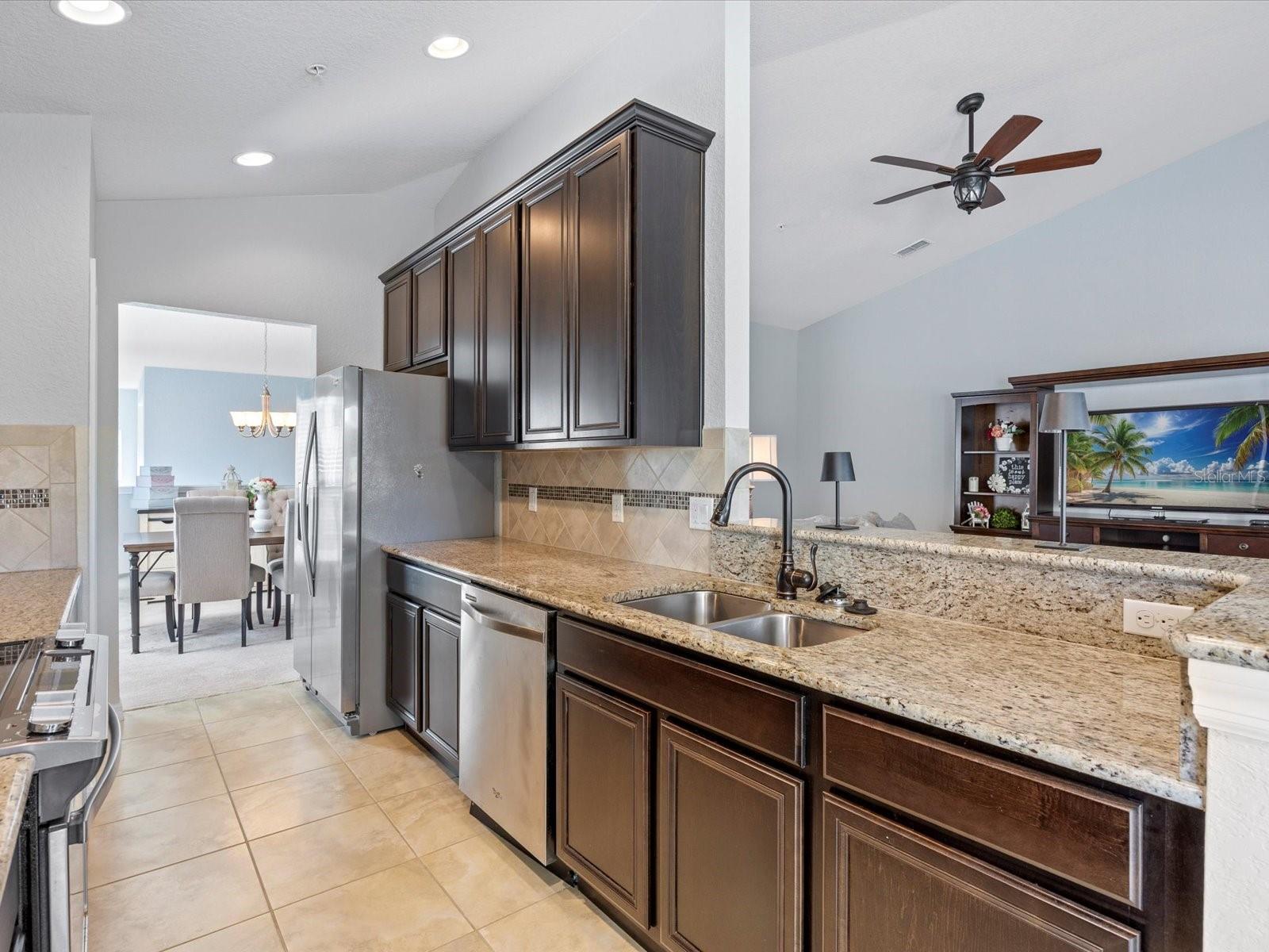 Image 7 of 44 For 8341 Bella Tierra Court