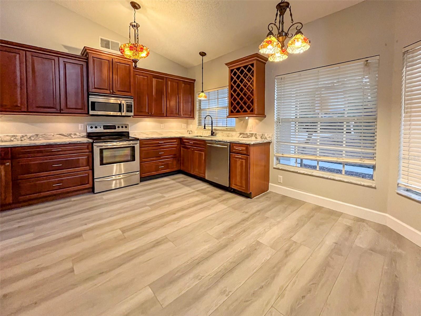 Image 16 of 43 For 15905 Indian Wells Court