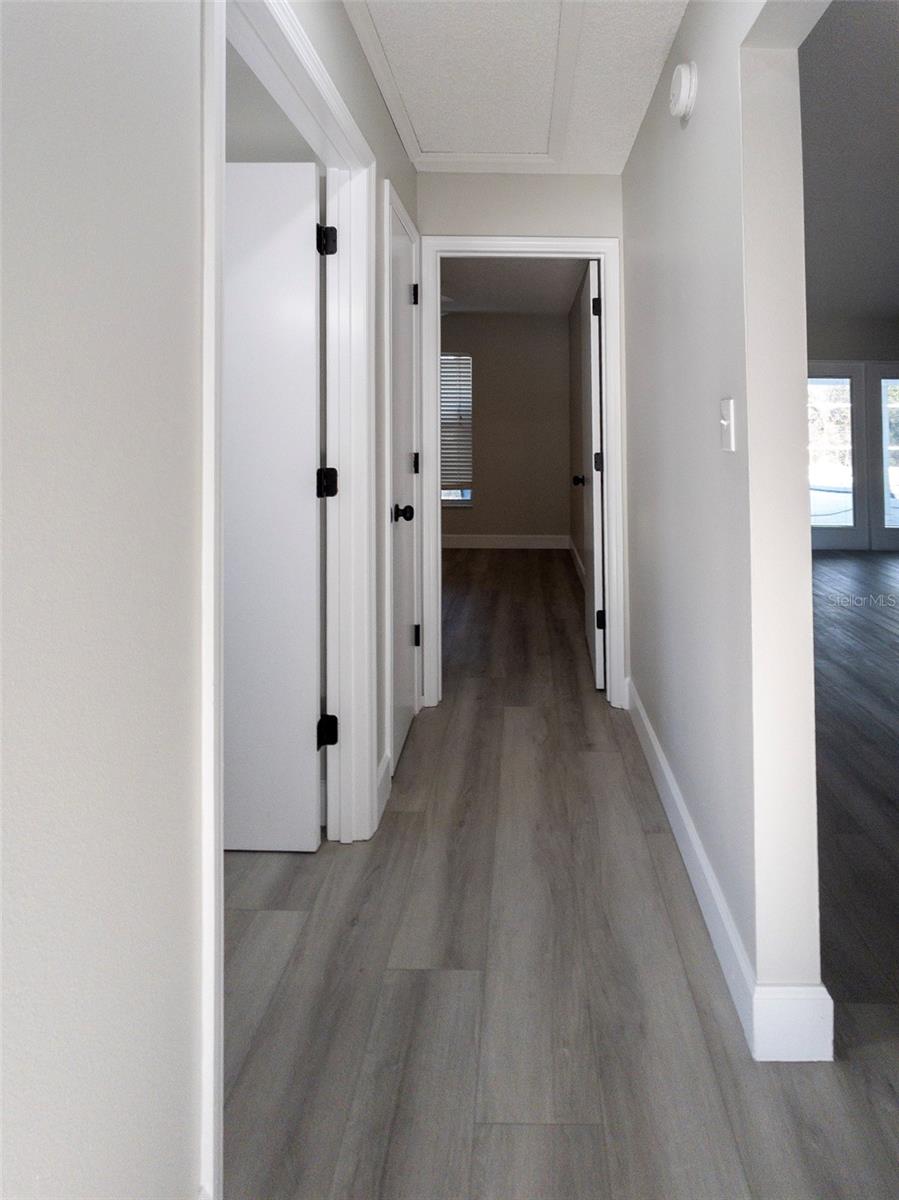 Image 21 of 43 For 15905 Indian Wells Court