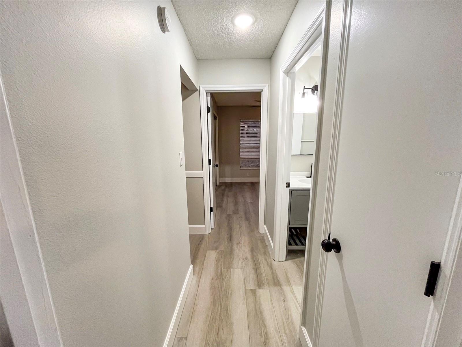 Image 25 of 43 For 15905 Indian Wells Court