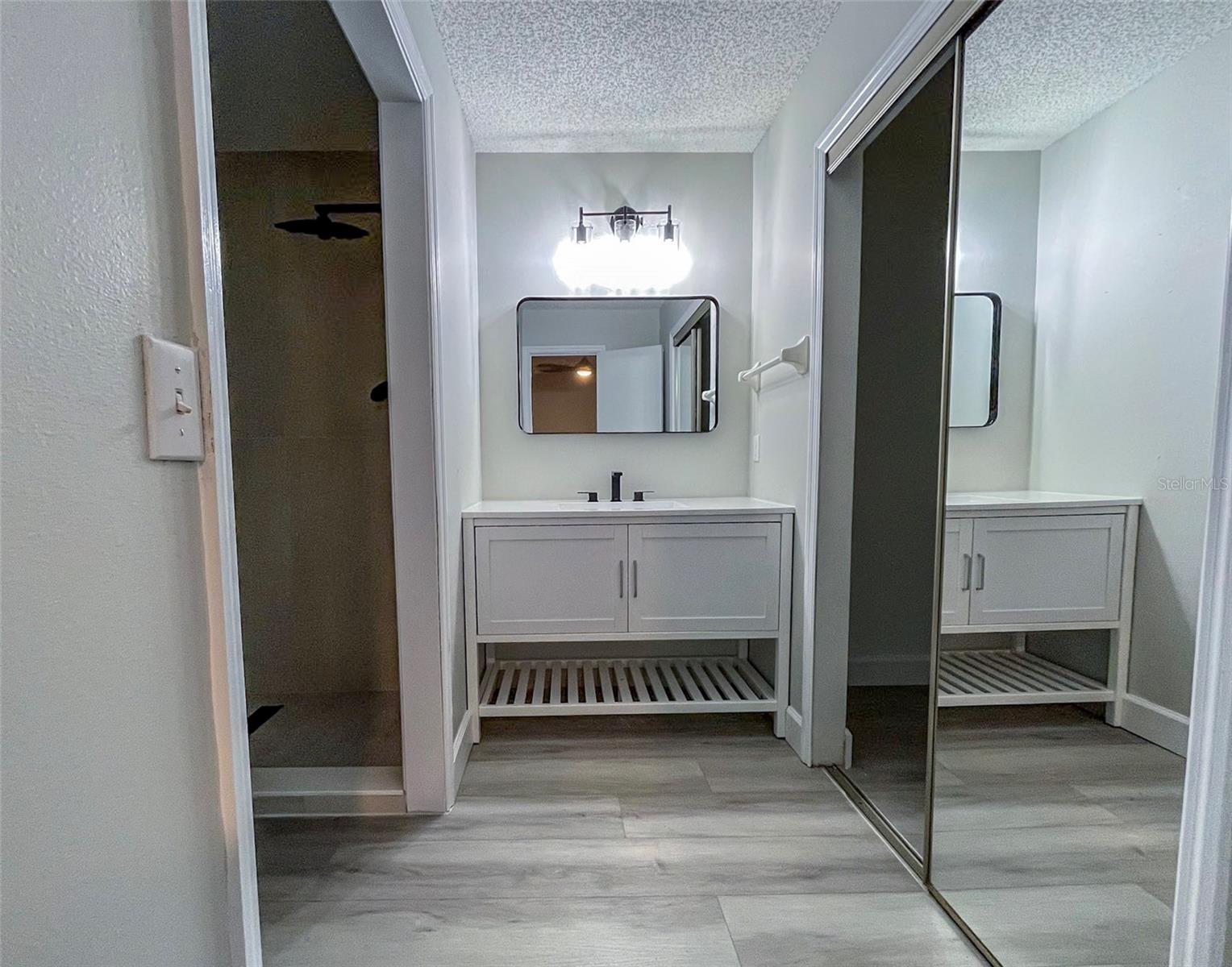 Image 37 of 43 For 15905 Indian Wells Court