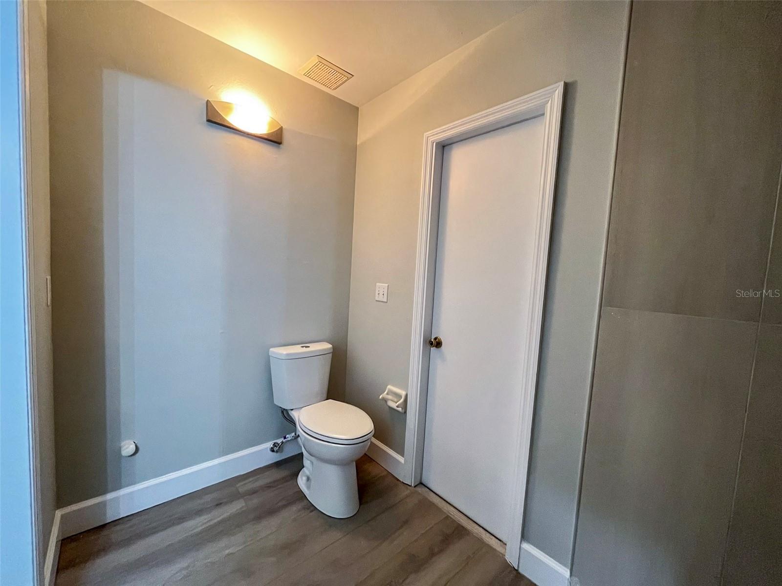 Image 39 of 43 For 15905 Indian Wells Court