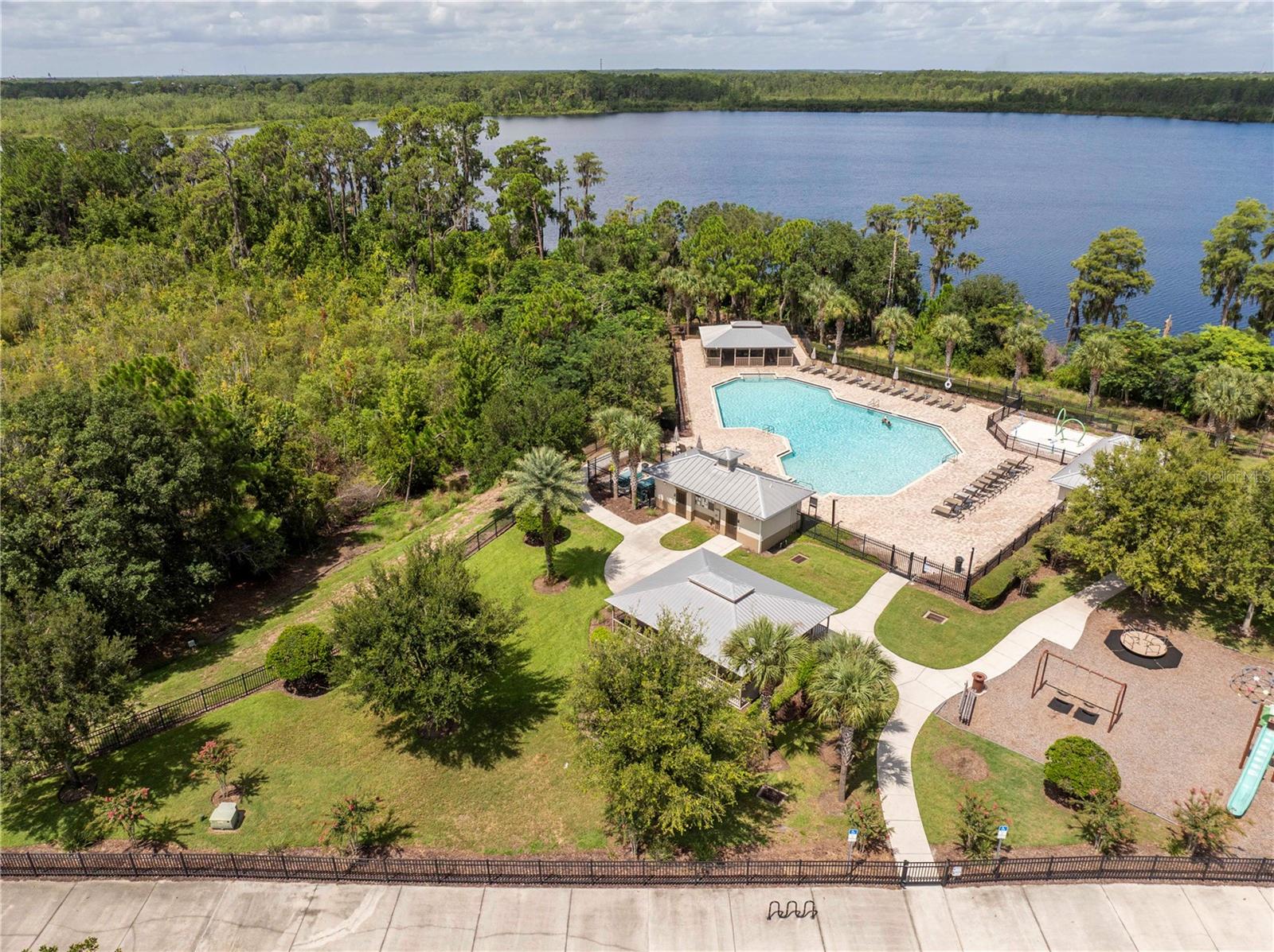 Image 15 of 91 For 8225 Bryce Canyon Avenue