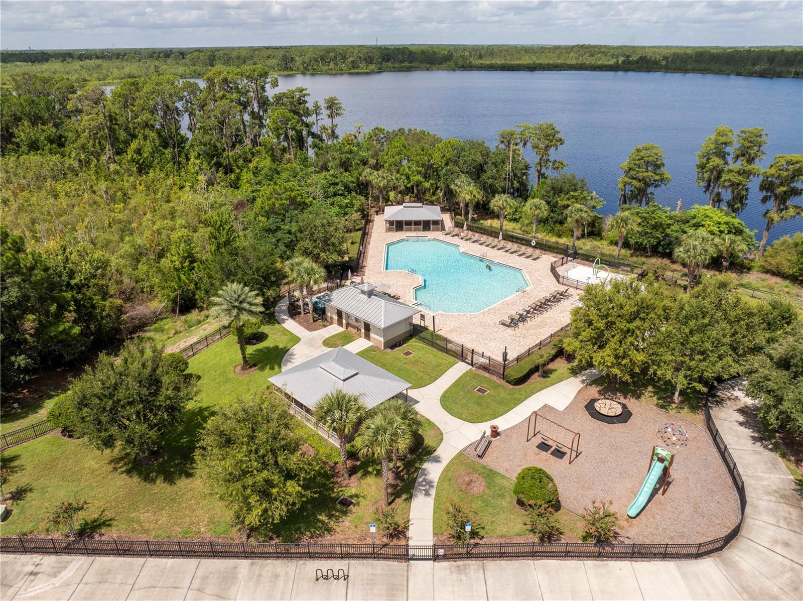 Image 16 of 91 For 8225 Bryce Canyon Avenue