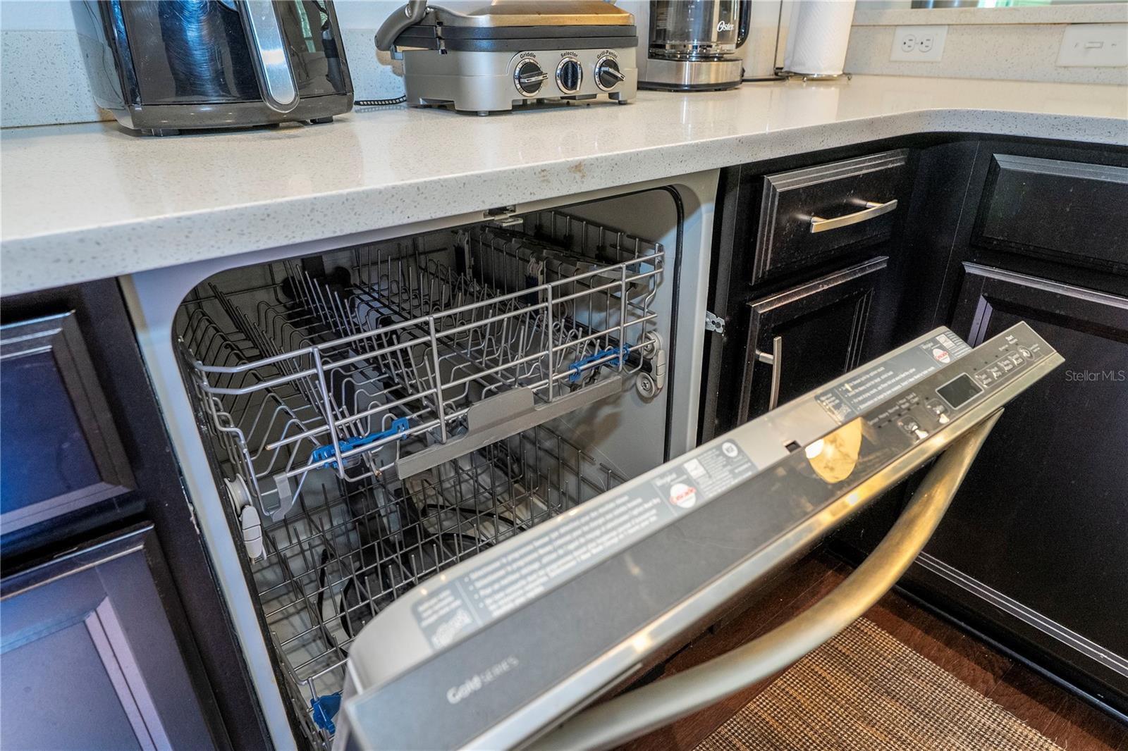 Image 45 of 91 For 8225 Bryce Canyon Avenue