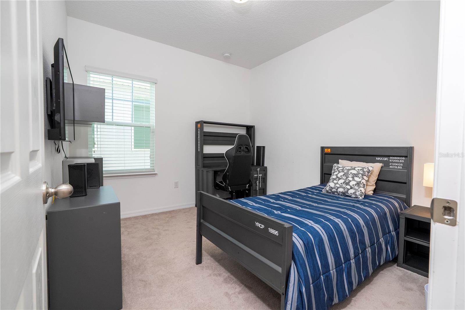 Image 61 of 91 For 8225 Bryce Canyon Avenue