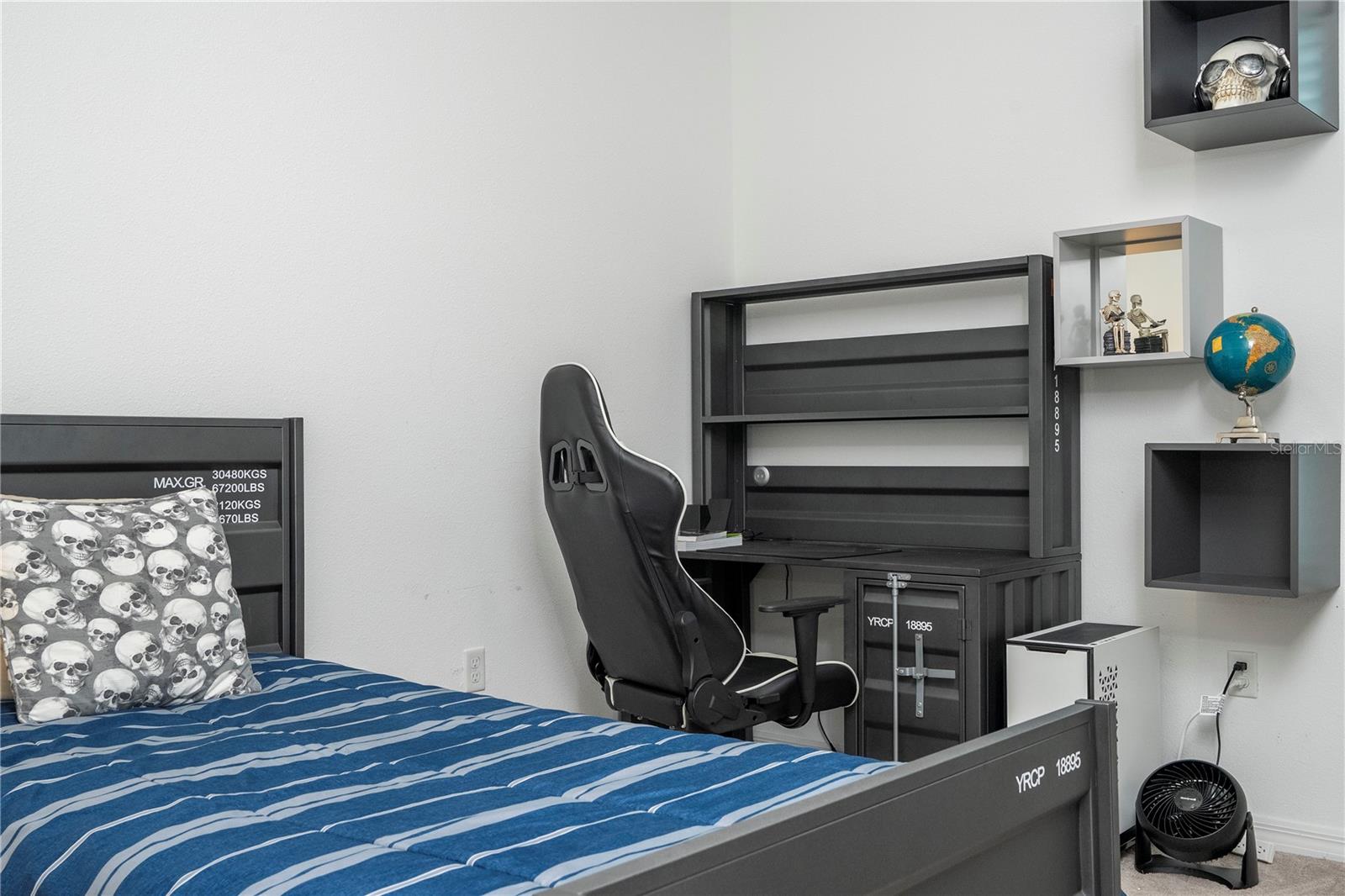 Image 73 of 91 For 8225 Bryce Canyon Avenue