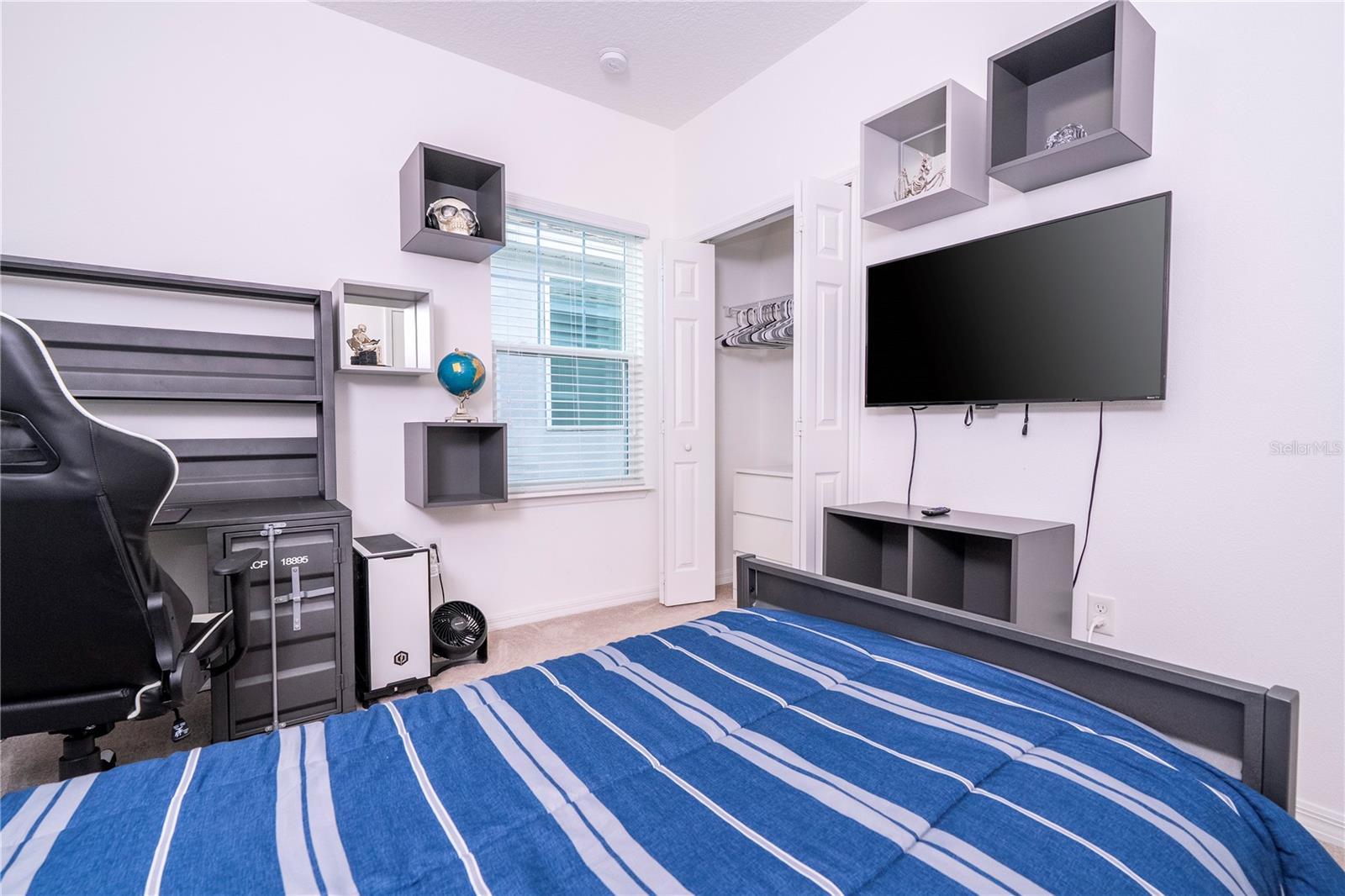 Image 75 of 91 For 8225 Bryce Canyon Avenue