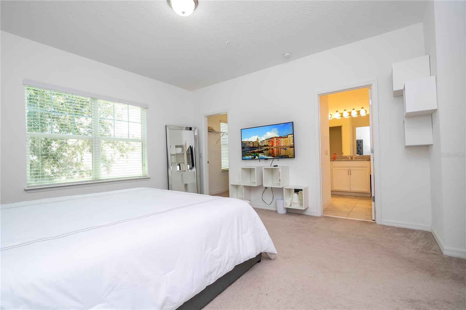 Image 86 of 91 For 8225 Bryce Canyon Avenue