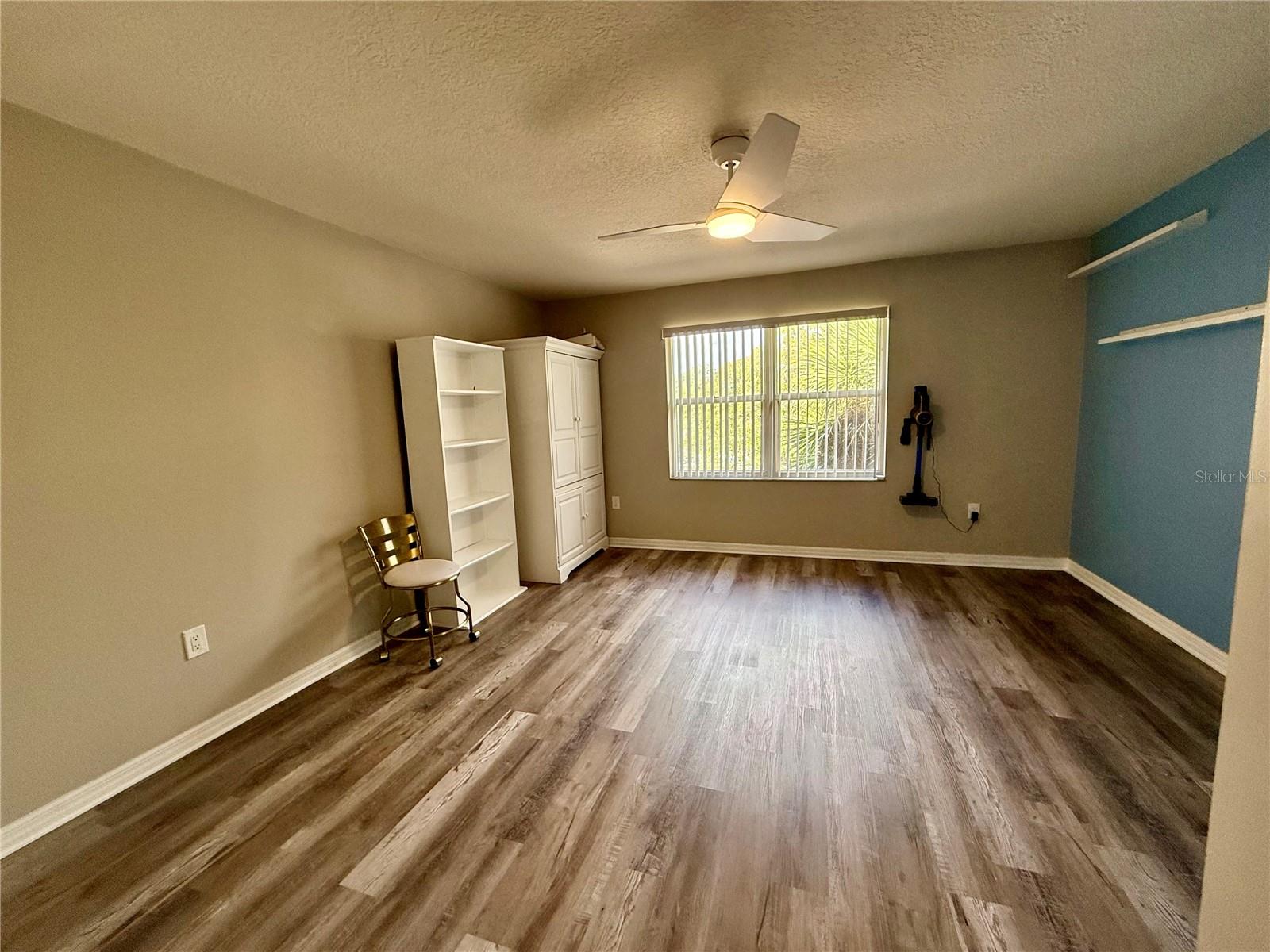 Image 24 of 38 For 1600 Woodland Drive 8206