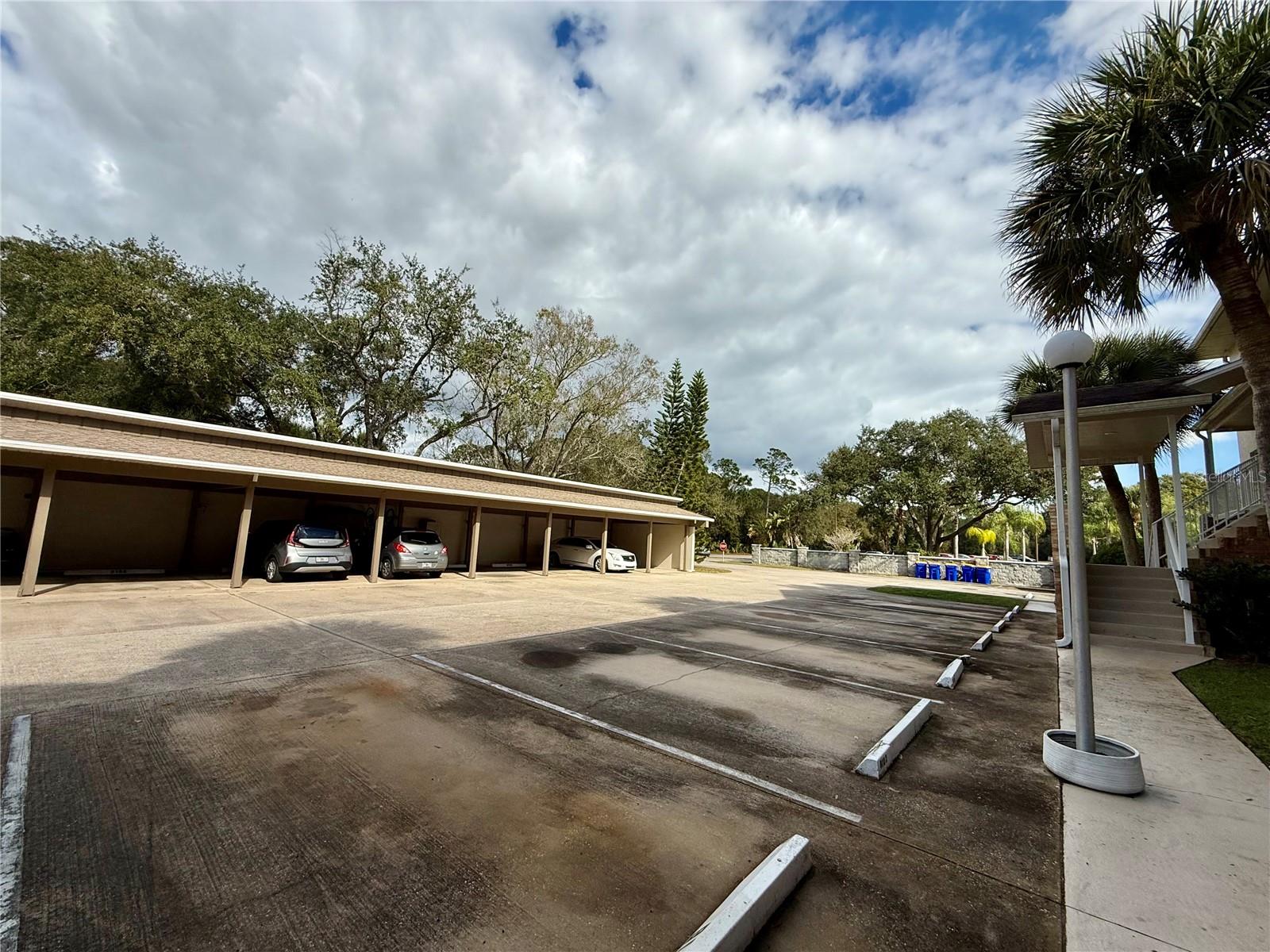 Image 33 of 38 For 1600 Woodland Drive 8206