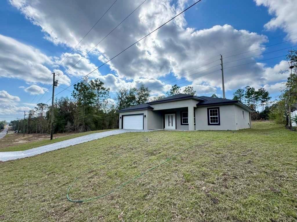 Image 3 of 31 For 8596 Vince Drive