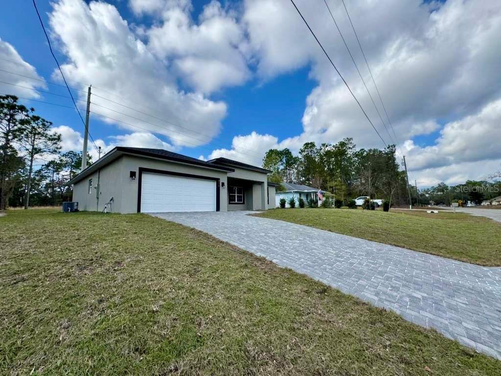 Image 4 of 31 For 8596 Vince Drive