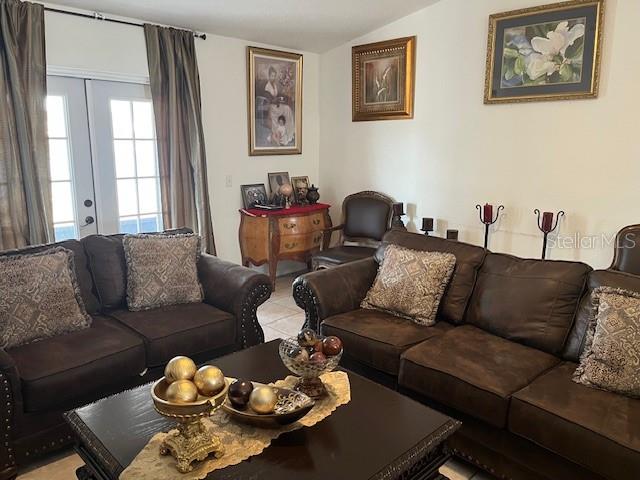 Image 3 of 9 For 3723 Imperial Drive