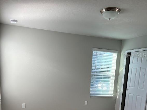 Image 9 of 16 For 996 Desert Candle Drive