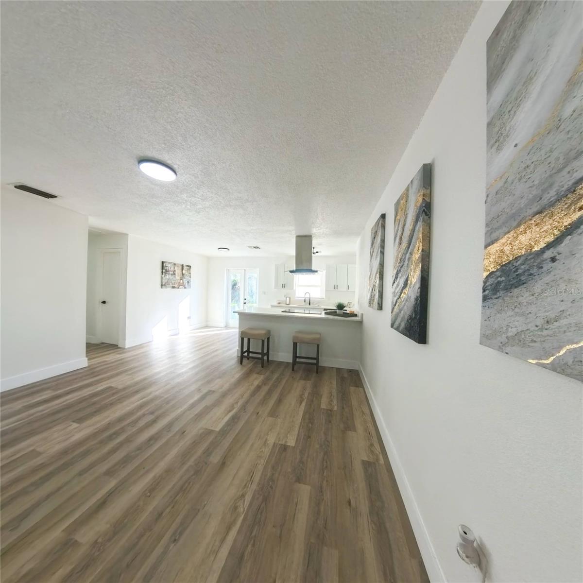 Image 10 of 26 For 1098 Leeway Court