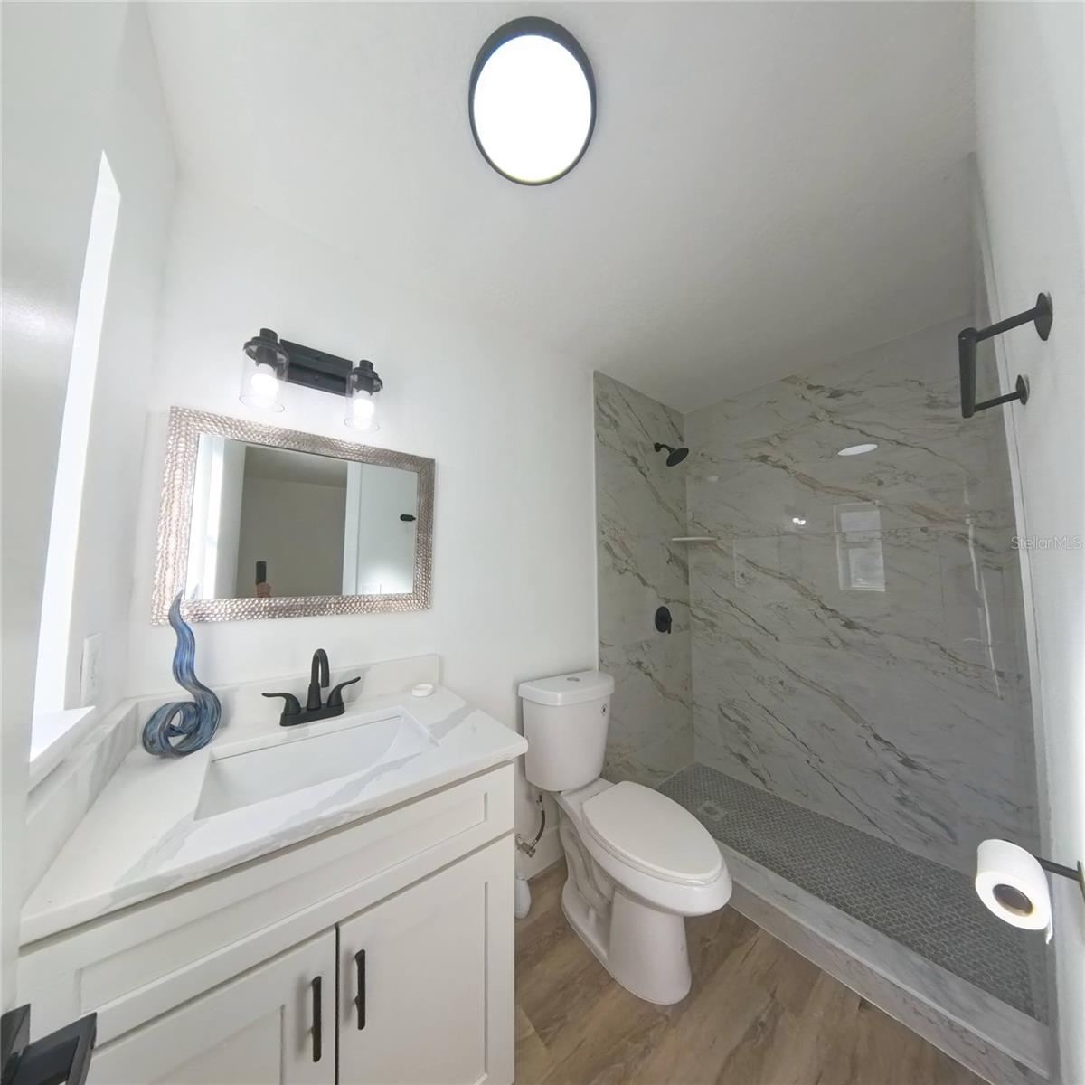 Image 21 of 26 For 1098 Leeway Court