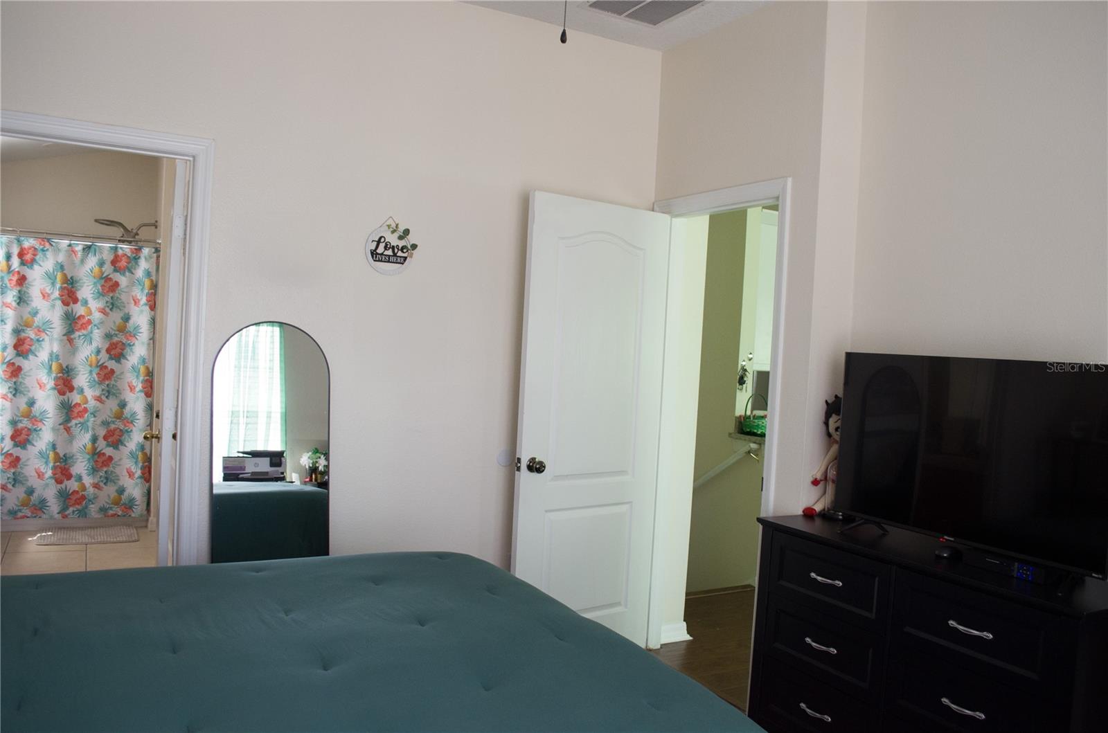 Image 11 of 24 For 6448 Goldenrod Road A