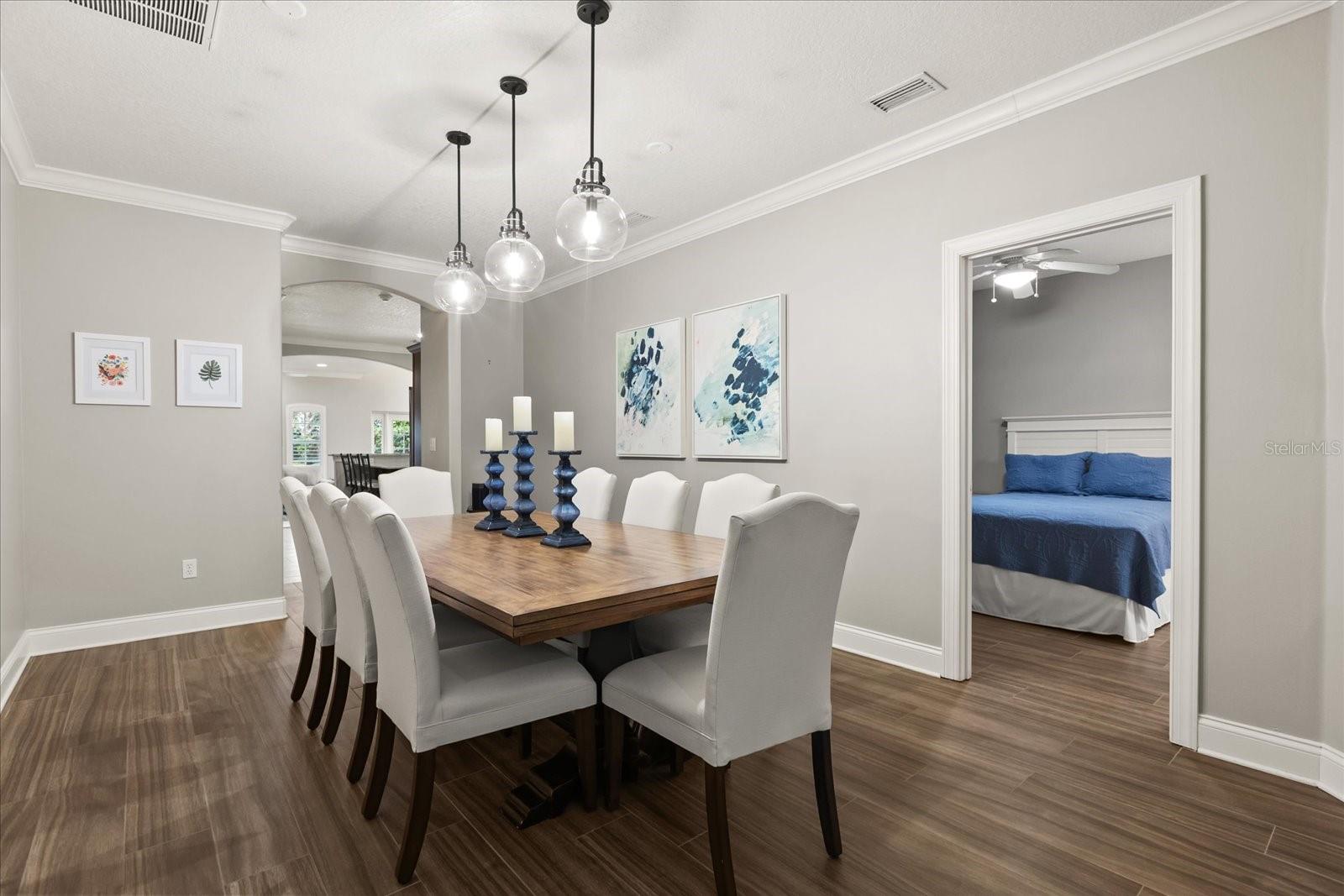 Image 10 of 44 For 512 Clarendon Avenue